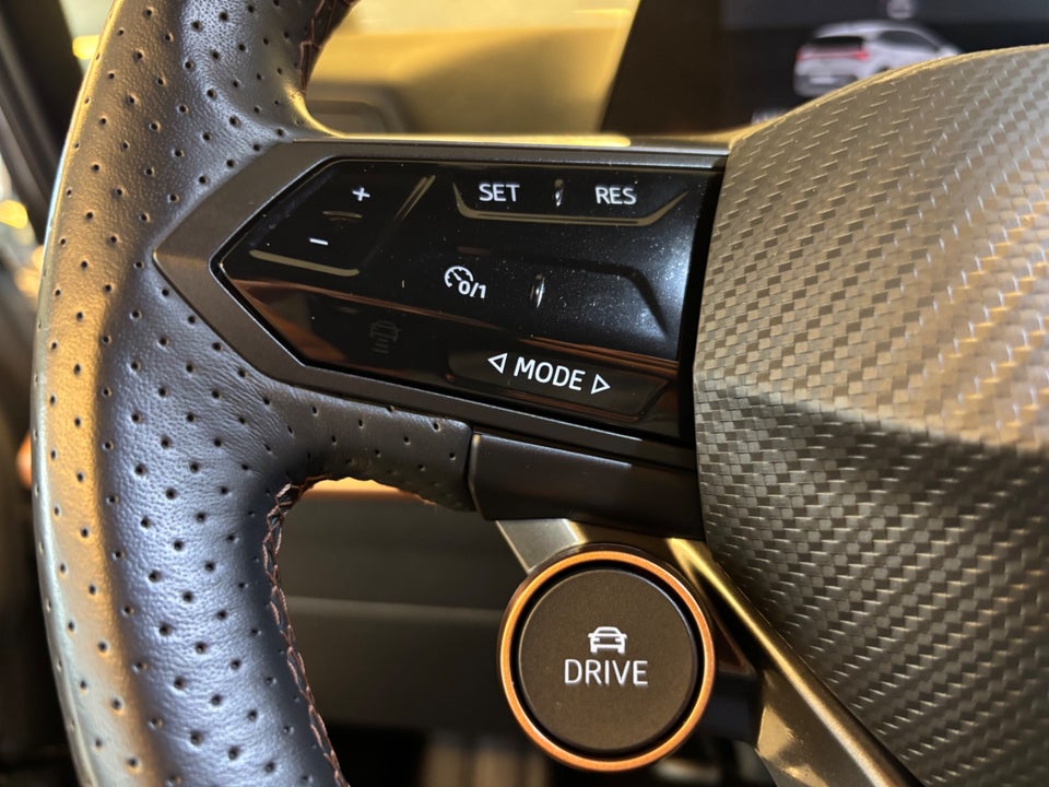 Cupra Born 77 e-Boost Dinamica Pack High 5d