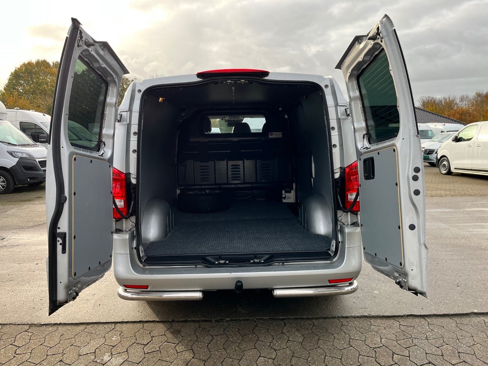 Mercedes Vito 119 2,0 CDi Kassevogn aut. L RWD