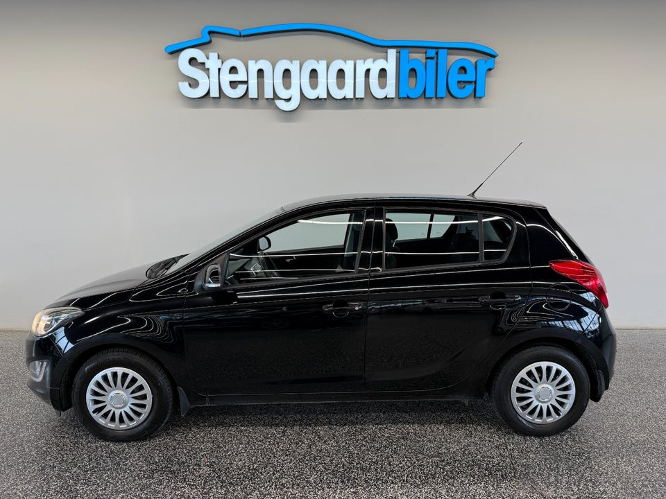 Hyundai i20 1,25 Comfort 5d