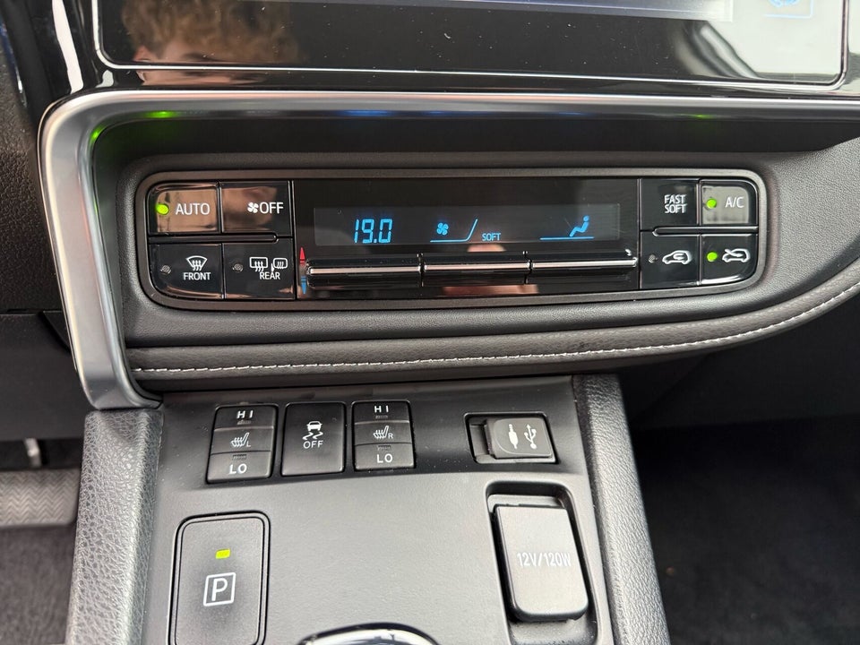 Toyota Auris 1,8 Hybrid H2 Comfort CVT 5d