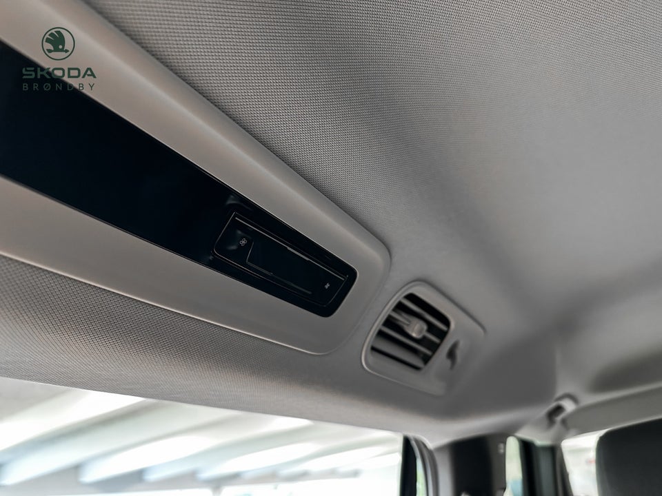 VW ID.Buzz 86 Life 7prs LWB 5d