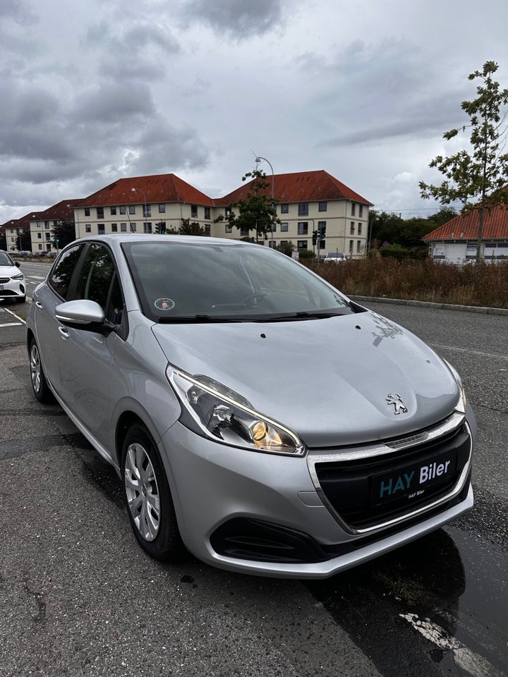 Peugeot 208 1,6 BlueHDi 100 Active 5d