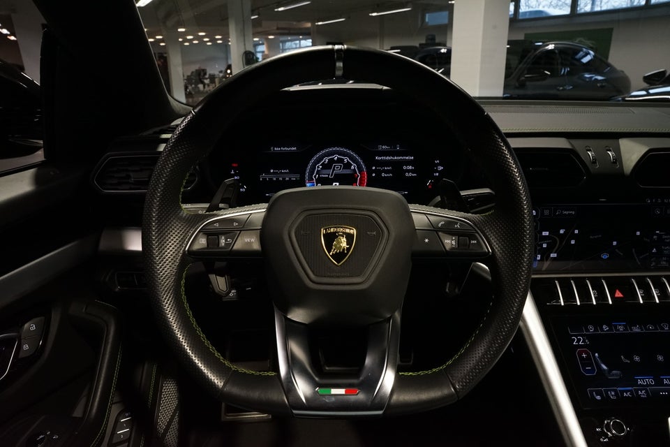 Lamborghini Urus 4,0  5d