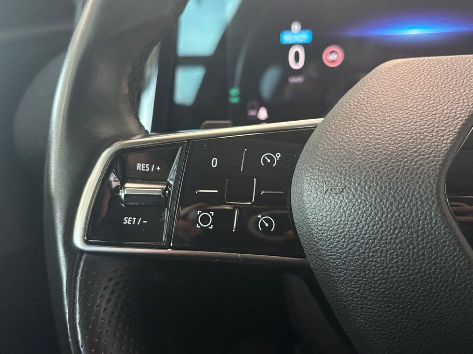 Renault Megane E-Tech 40 Equilibre 5d