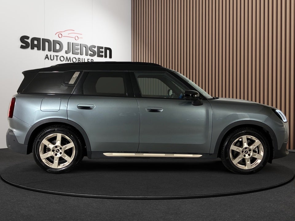MINI Countryman SE Favoured Trim XL ALL4 5d