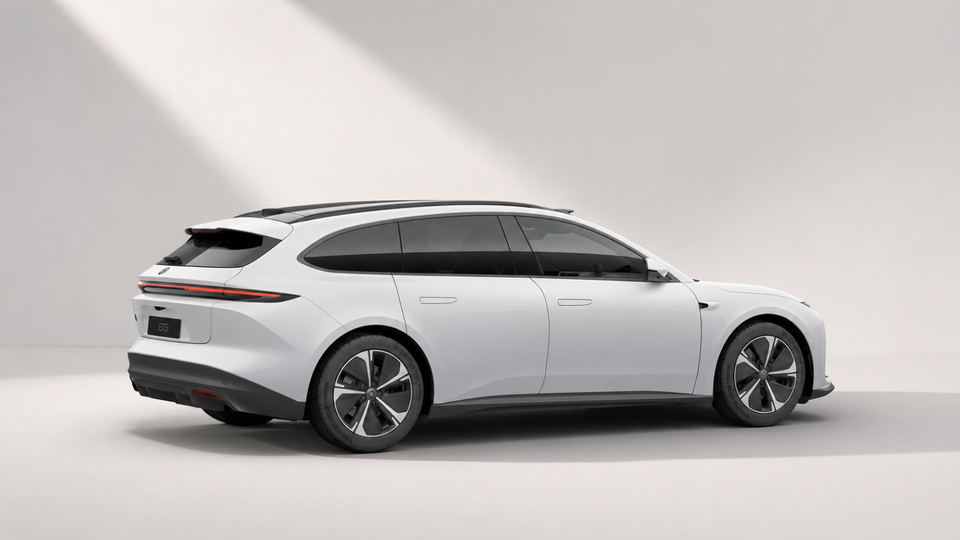 NIO ET5 Touring 75 Standard Range 5d