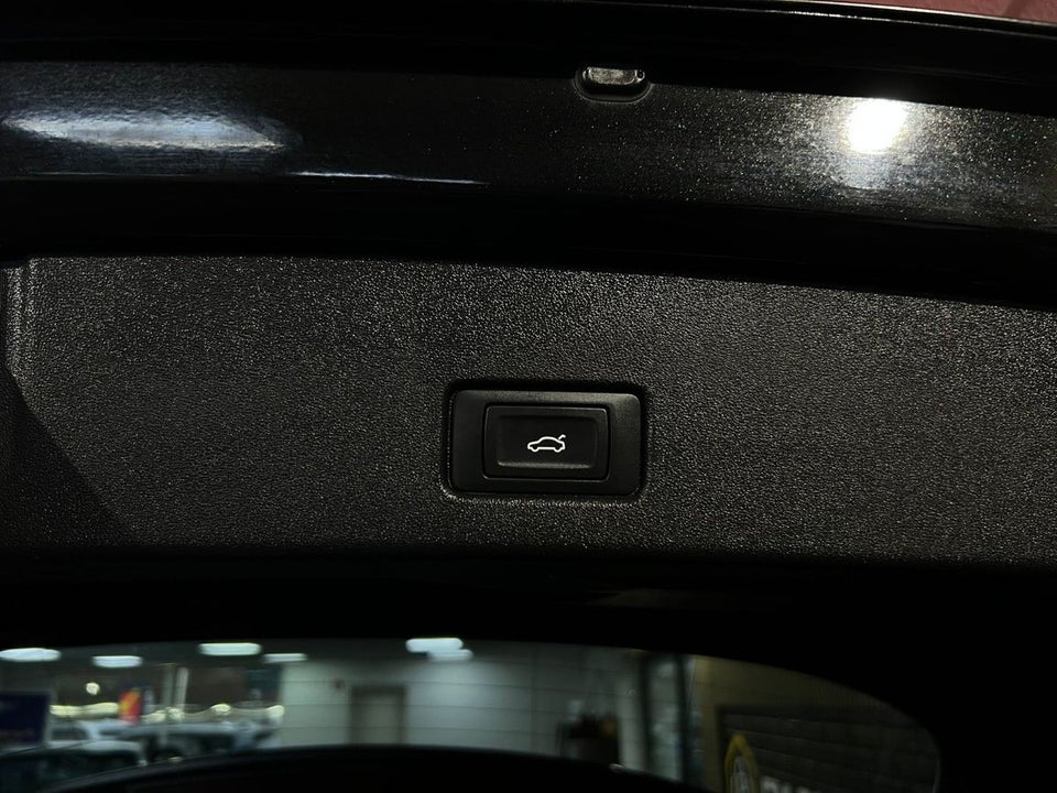 Audi Q4 e-tron 35 S-line 5d