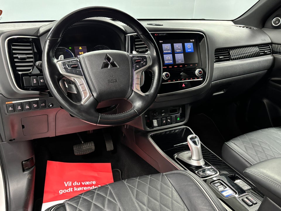 Mitsubishi Outlander 2,4 PHEV Instyle CVT 4WD 5d