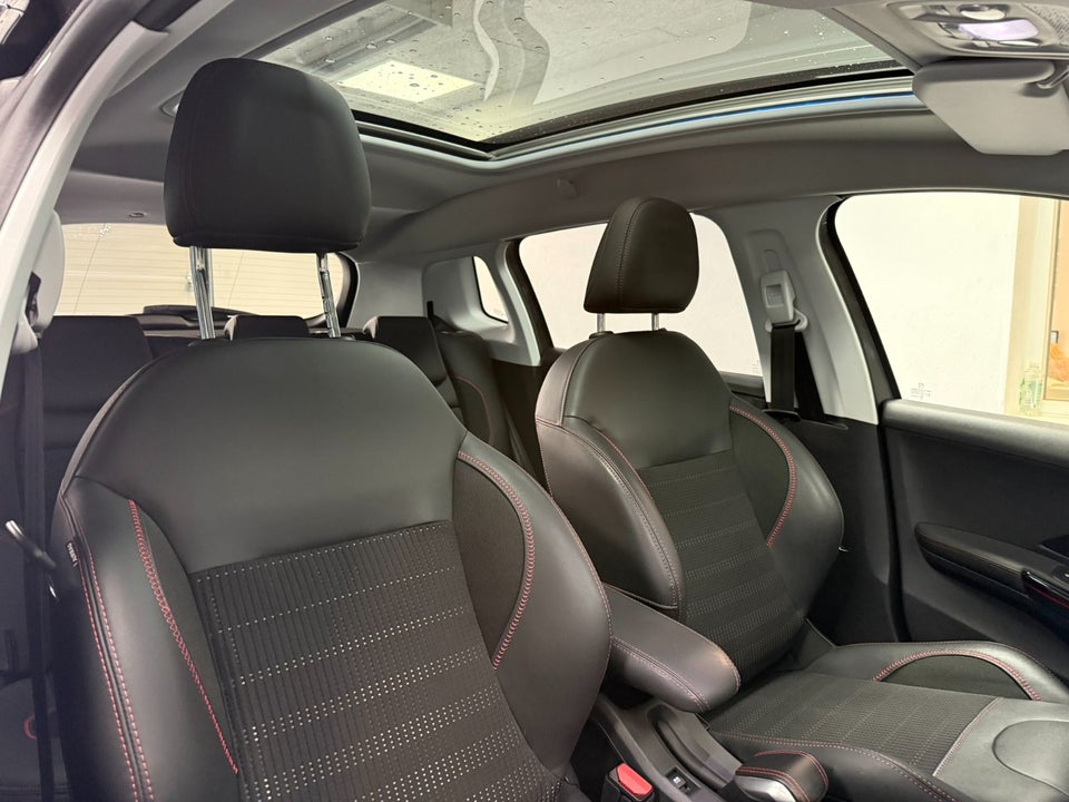 Peugeot 2008 1,5 BlueHDi 120 GT Line Sky EAT6 5d