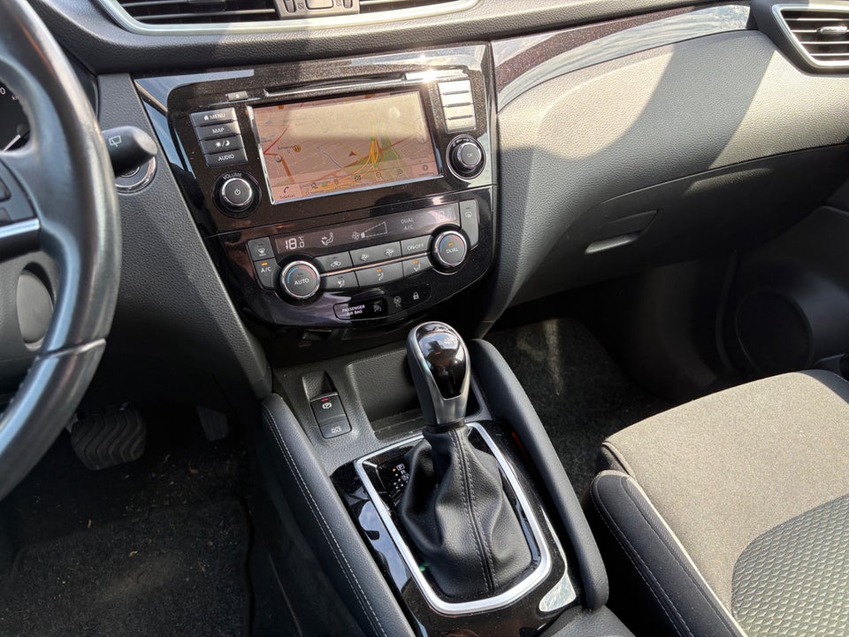Nissan Qashqai 1,3 Dig-T 160 N-Connecta DCT 5d