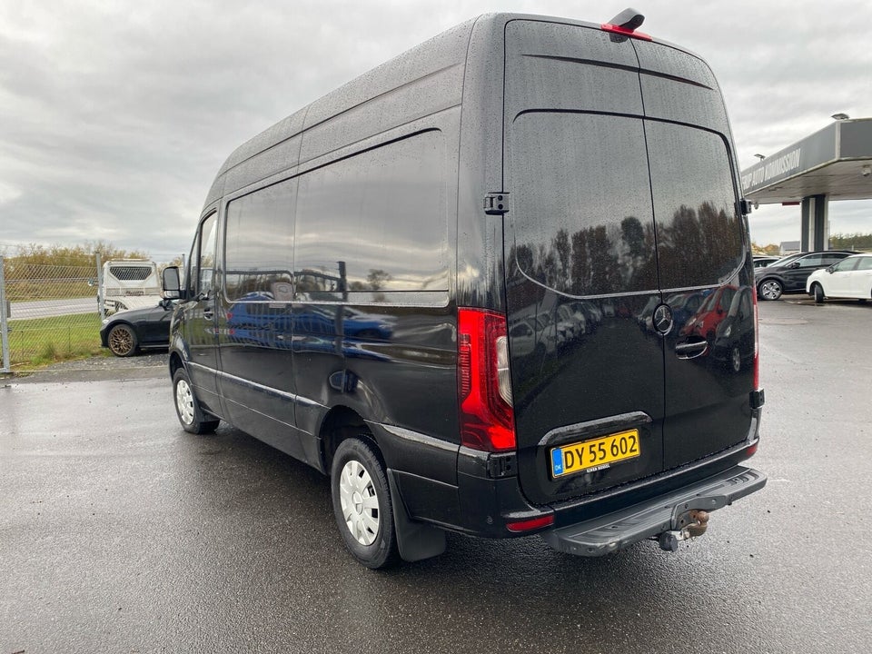 Mercedes Sprinter 319 2,0 CDi A2 Chassis SELECT aut. RWD 2d