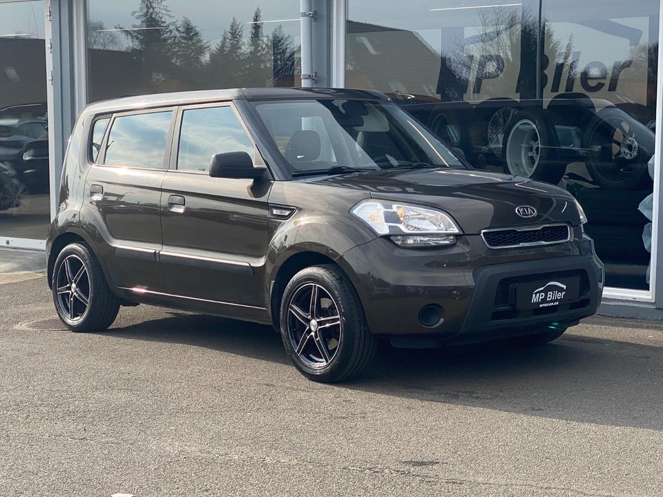 Kia Soul 1,6 CVVT Asian 5d