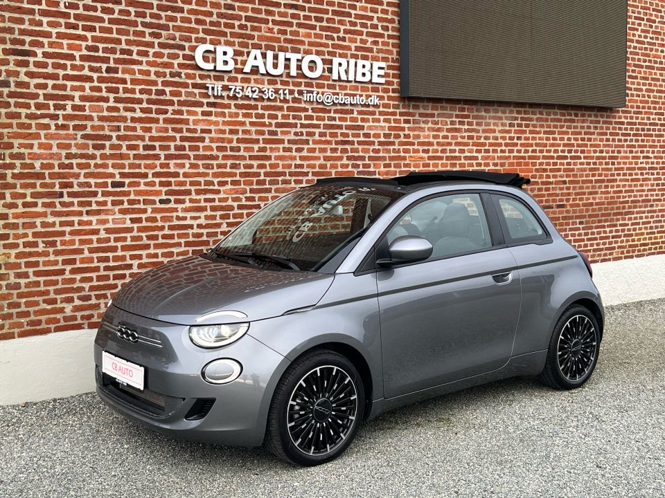 Fiat 500e 42 Icon Cabrio 2d