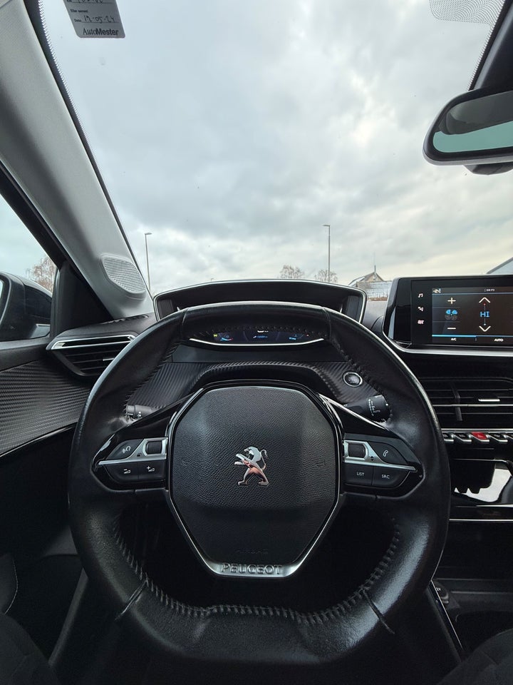 Peugeot 208 1,5 BlueHDi 100 Allure 5d