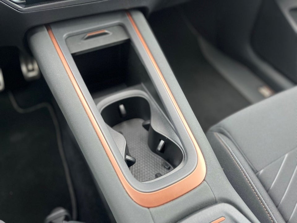 Cupra Born 58 High 5d