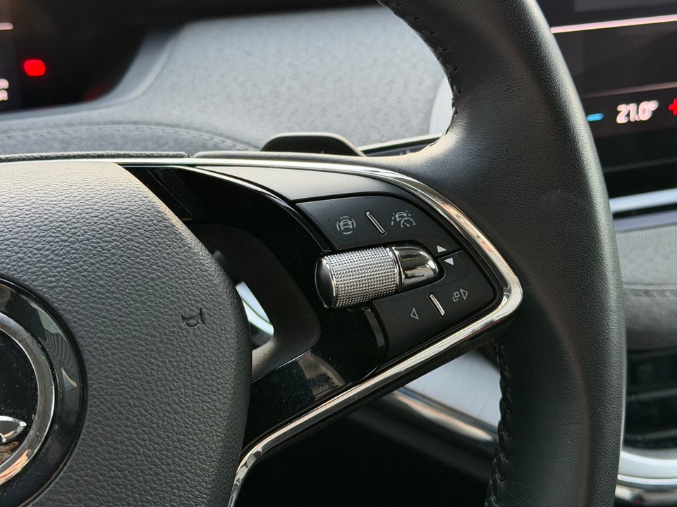 Skoda Enyaq 80 iV Loft 5d