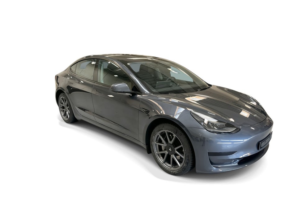 Tesla Model 3 RWD 4d