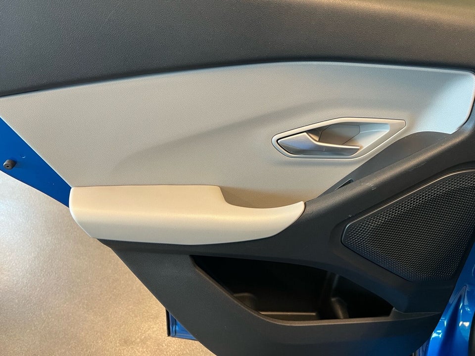 Ford Capri 79 Premium Extended Range AWD 5d