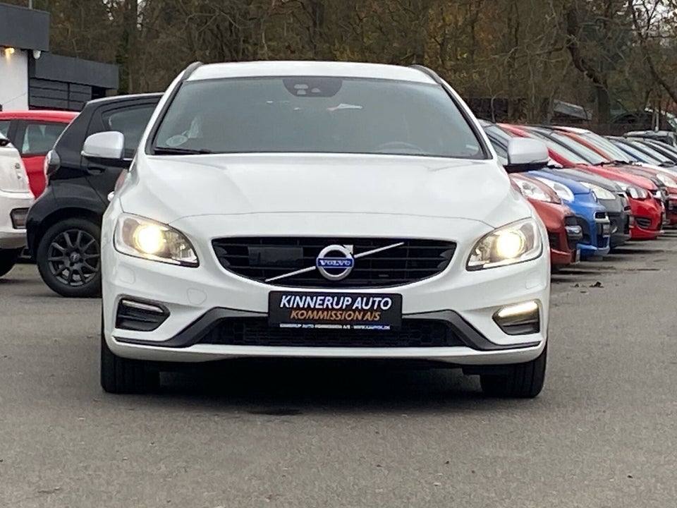 Volvo V60 2,0 T4 190 R-Design aut. 5d