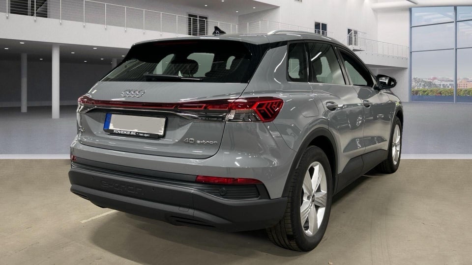 Audi Q4 e-tron 40  5d