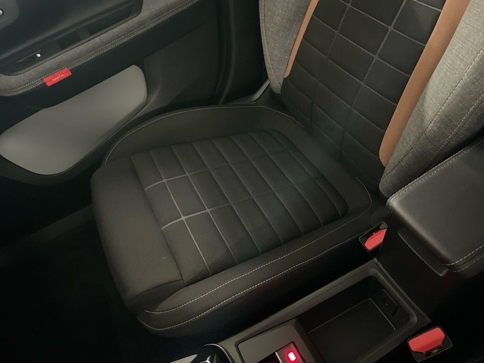 Citroën ë-C3 Aircross 44 Plus 5d