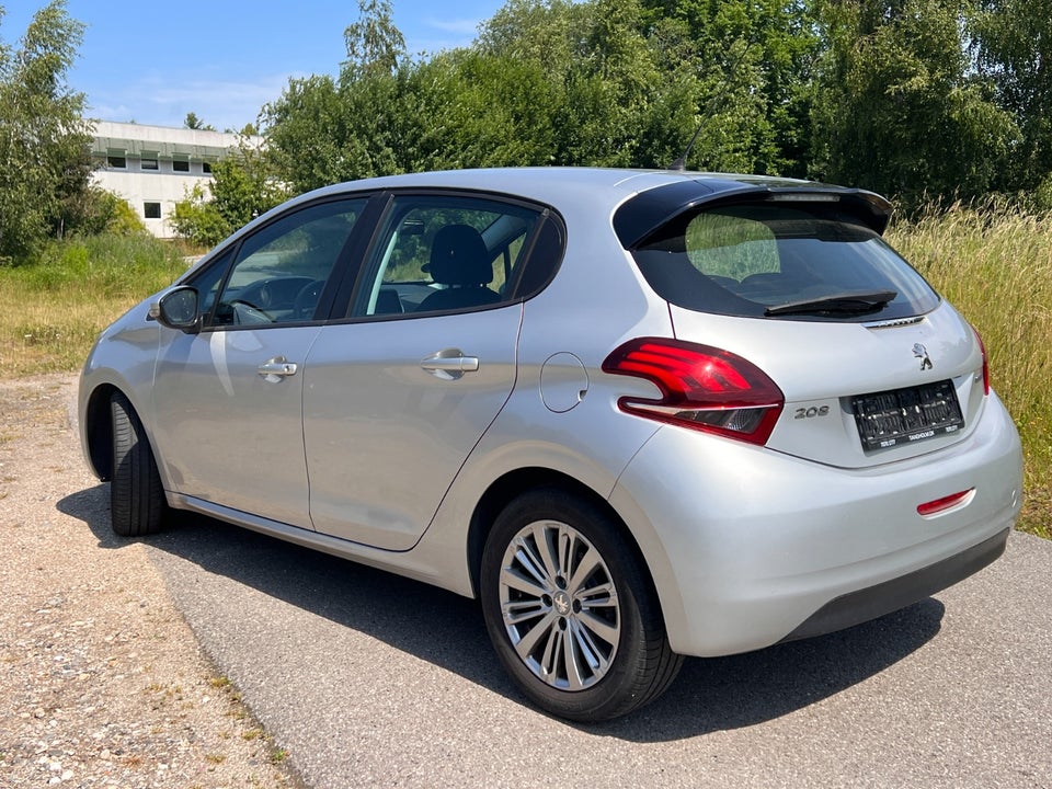 Peugeot 208 1,6 BlueHDi 100 Active 5d
