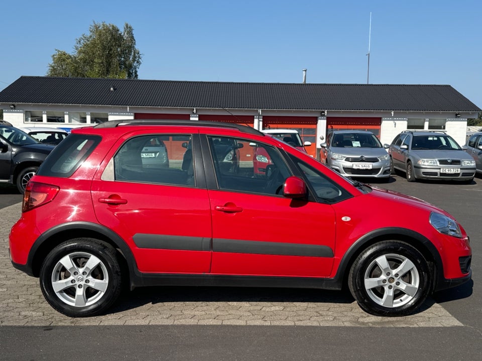 Suzuki SX4 1,6 CombiBack GLX aut. 5d