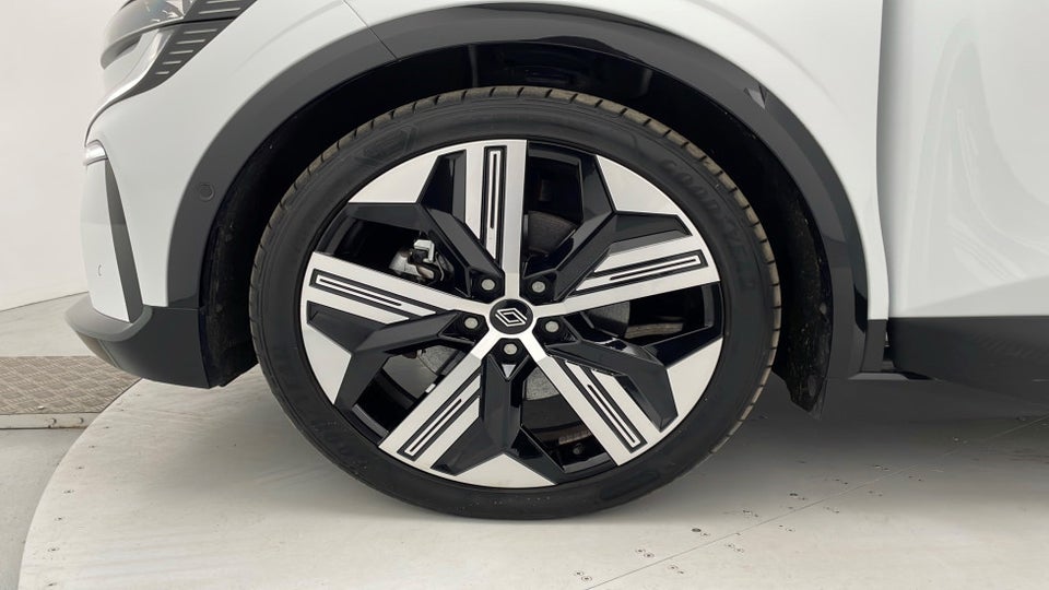 Renault Megane E-Tech 60 Iconic 5d