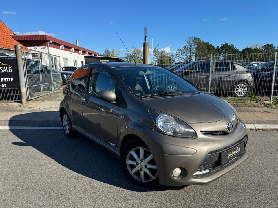 Toyota Aygo 1,0 VVT-i T2 5d