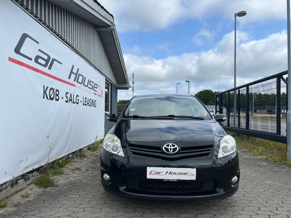 Toyota Auris 1,6 T2 5d
