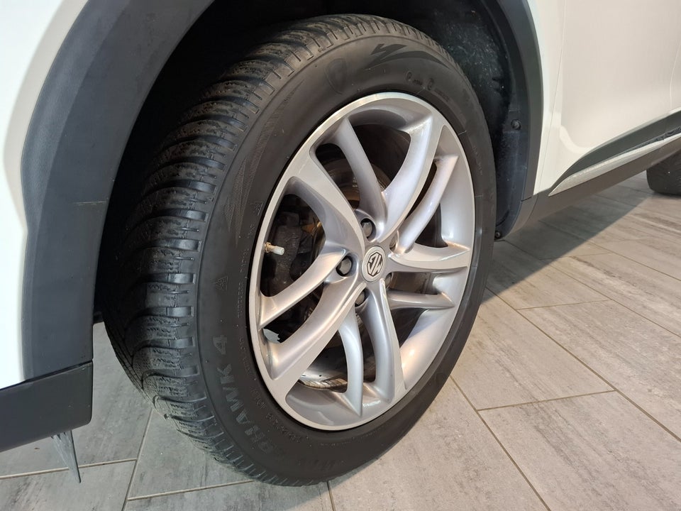 MG EHS 1,5 PHEV Luxury 5d