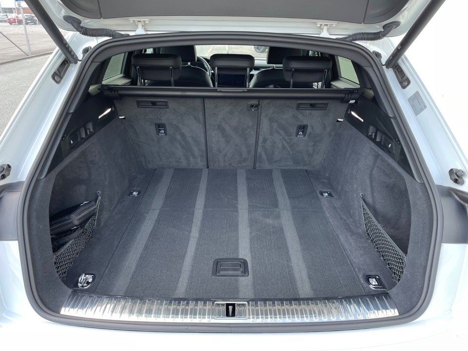 Audi e-tron 55 Advanced quattro 5d