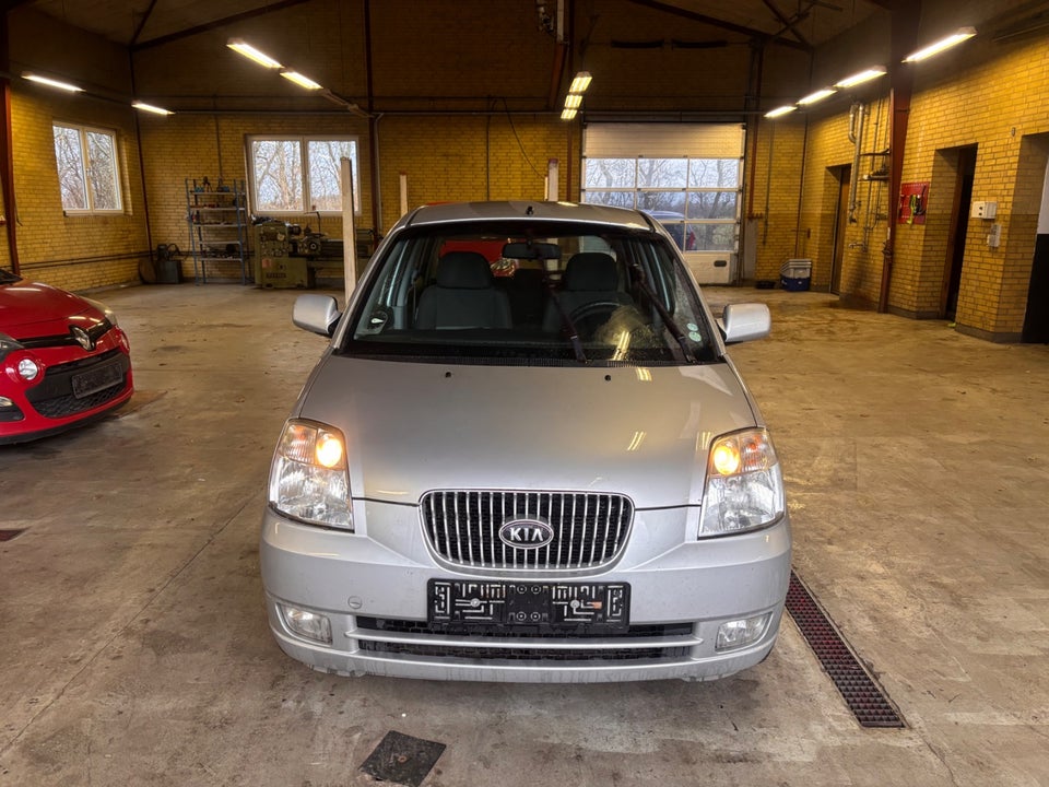 Kia Picanto 1,1 EX 5d