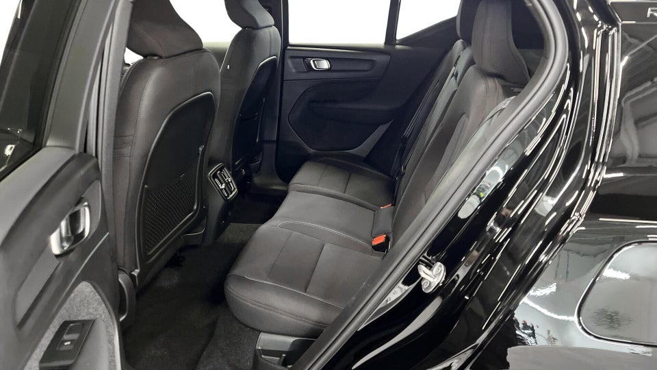 Volvo XC40 P6 ReCharge Core 5d