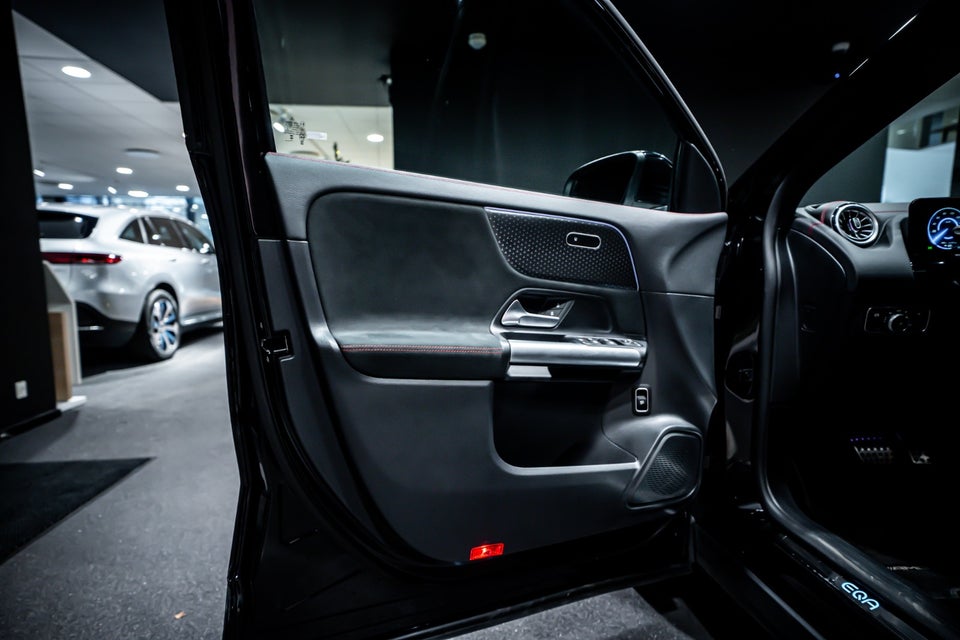 Mercedes EQA350 AMG Advance 4Matic 5d