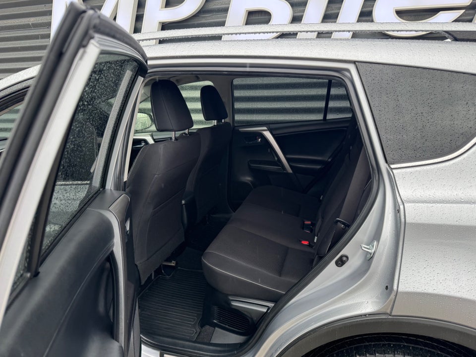 Toyota RAV4 2,5 Hybrid H3 MDS 5d
