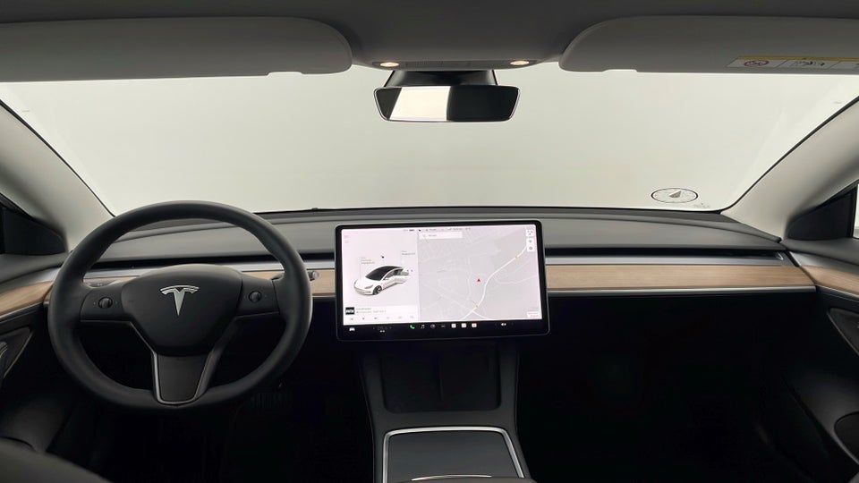 Tesla Model 3 Long Range AWD 4d
