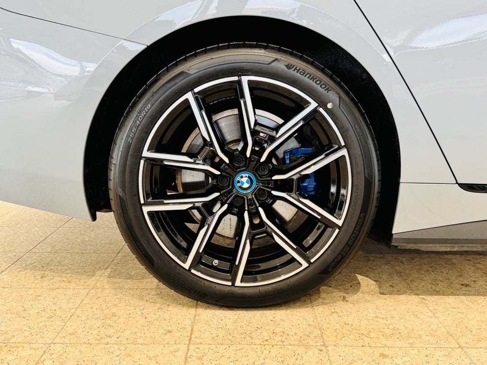 BMW i4 eDrive35 M-Sport Pro 5d