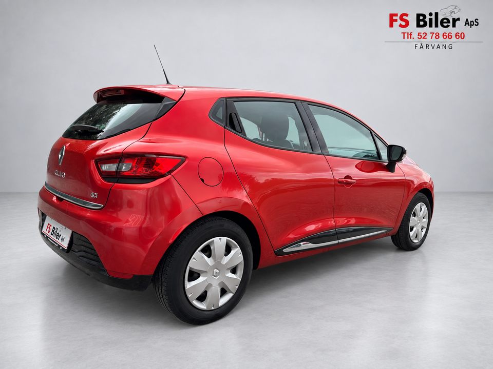 Renault Clio IV 1,5 dCi 75 Expression 5d