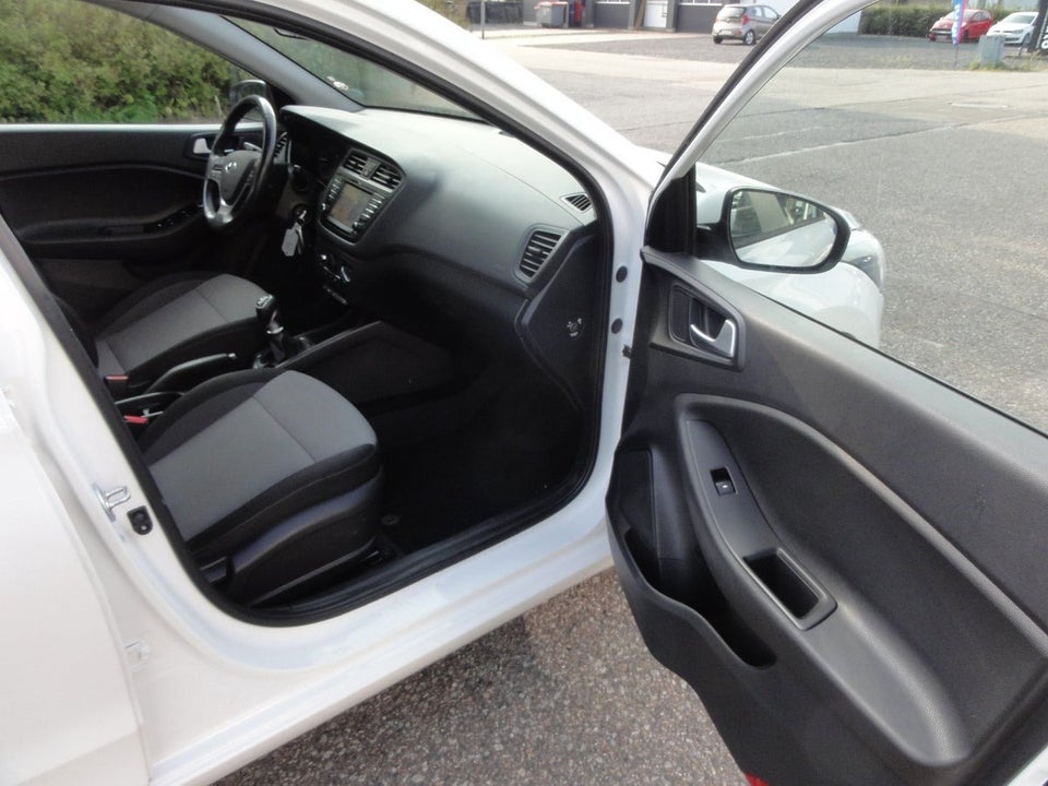 Hyundai i20 1,0 T-GDi Vision 5d