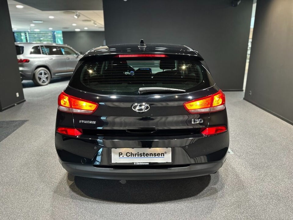 Hyundai i30 1,0 T-GDi Premium 5d