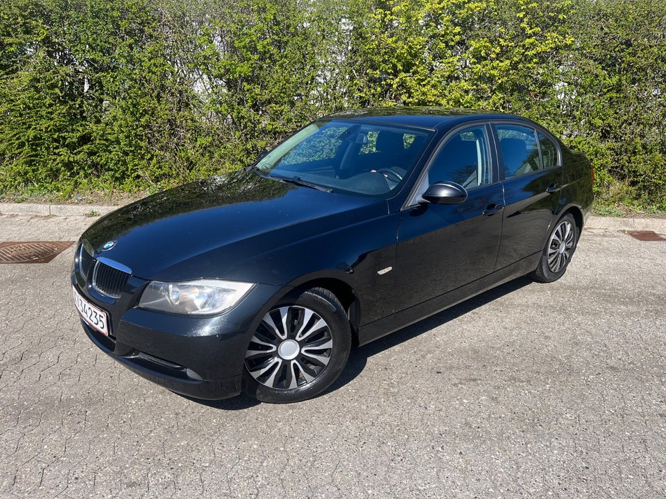 BMW 320d 2,0  4d