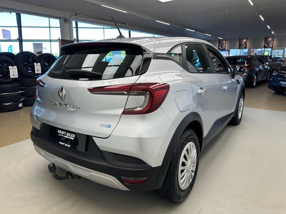 Renault Captur 1,6 E-Tech Zen 5d