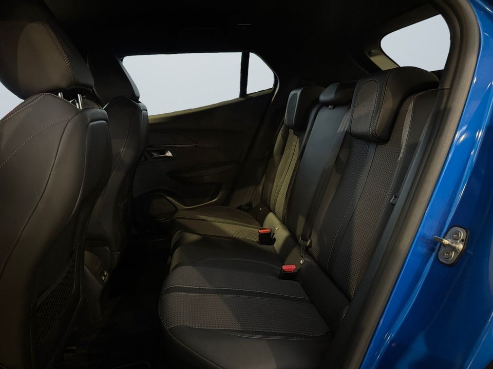 Peugeot e-2008 50 GT 5d