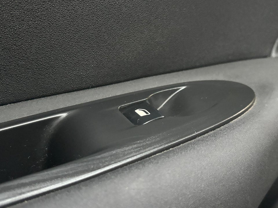 Citroën C4 1,2 PureTech 130 Feel 5d