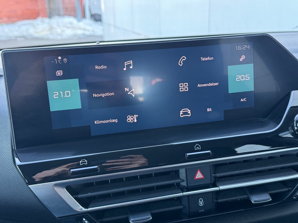 Citroën ë-C4 50 Shine 5d