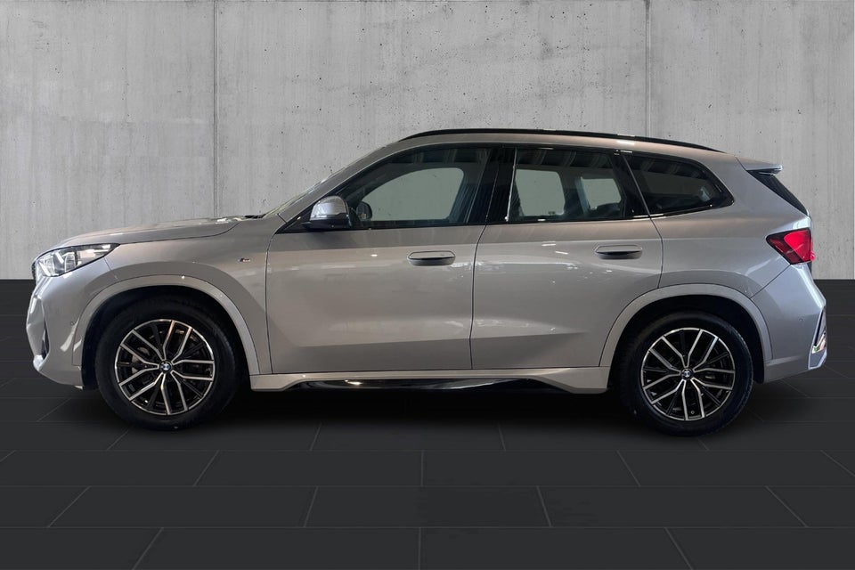 BMW iX1 xDrive30 M-Sport 5d