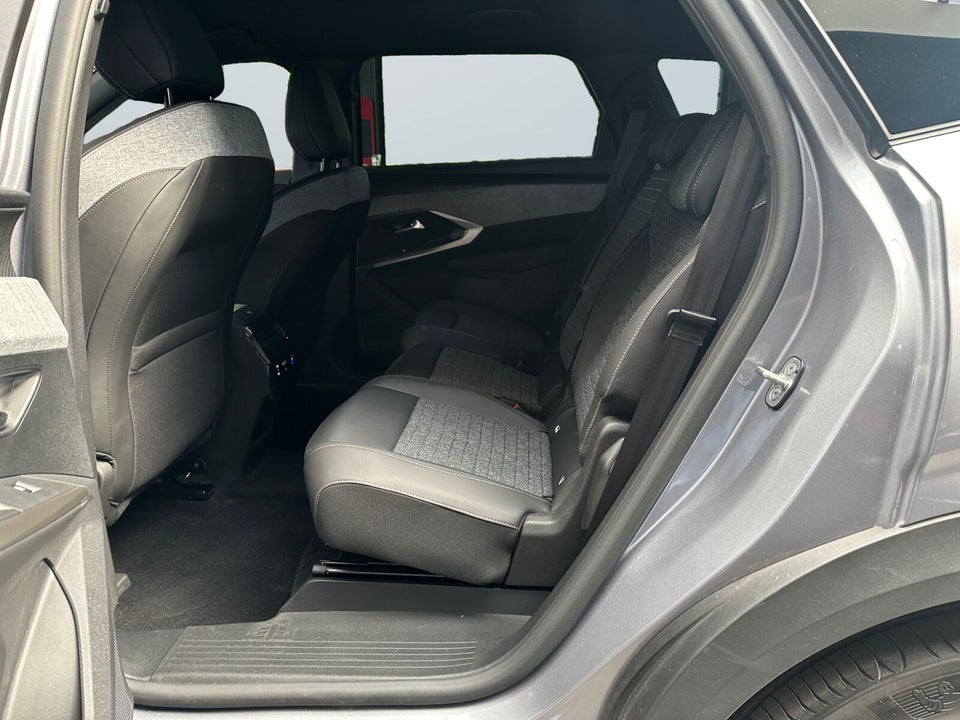 Peugeot e-5008 77 Allure Pack 7prs 5d