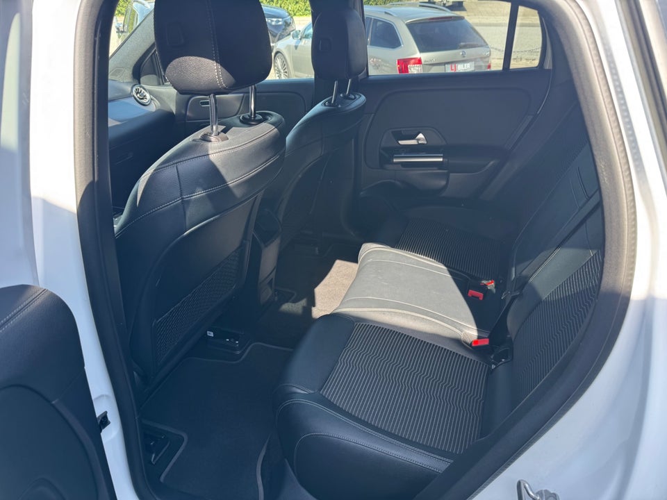 Mercedes EQA250 Progressive 5d