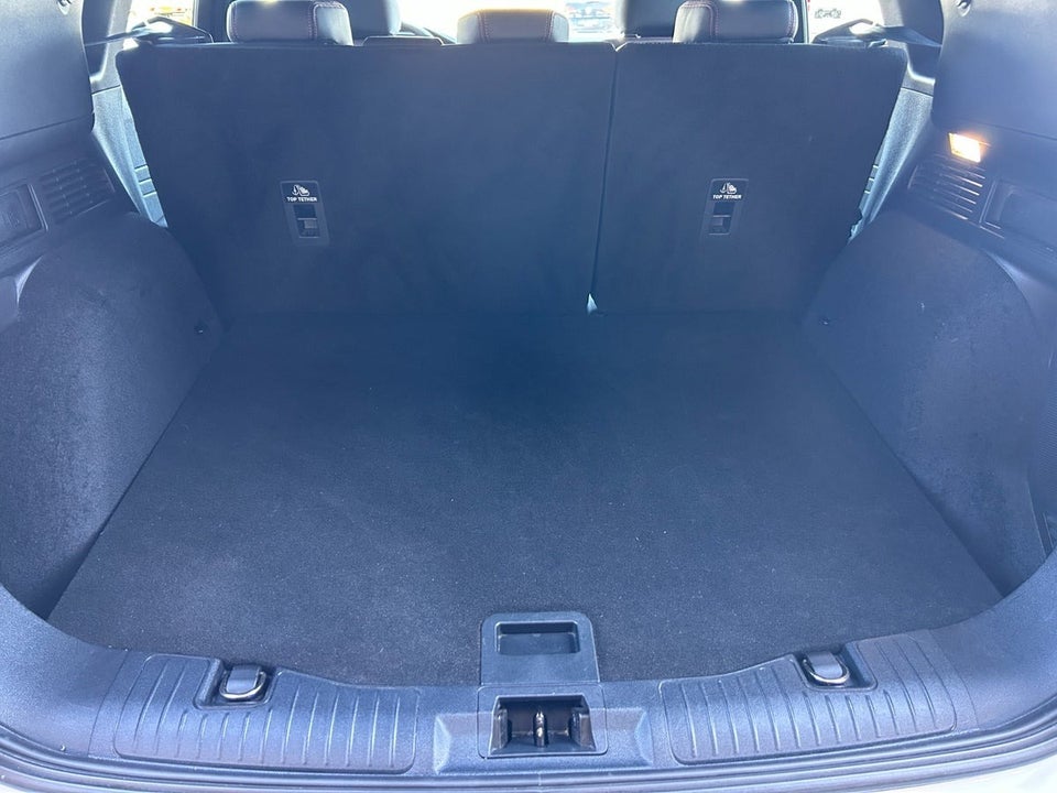 Ford Kuga 2,5 PHEV ST-Line CVT 5d